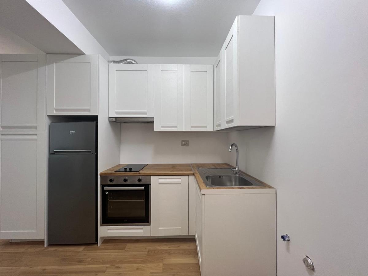 Lana Studio Apartment Tirana Exterior photo
